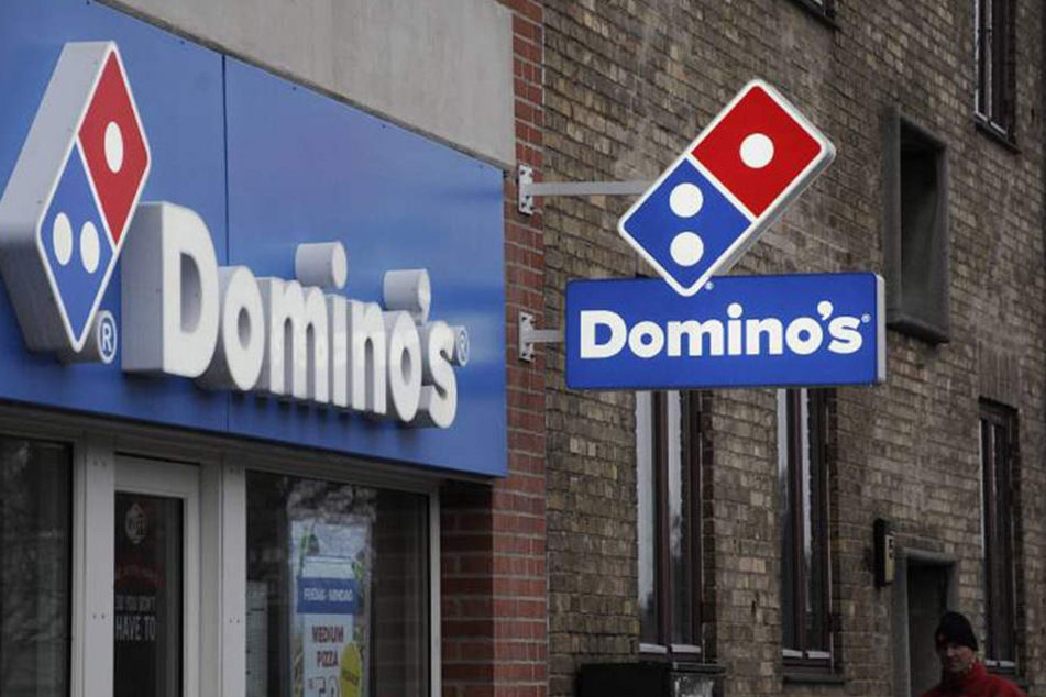 Die Pizza-Kette Domino's entließ den Mitarbeiter.