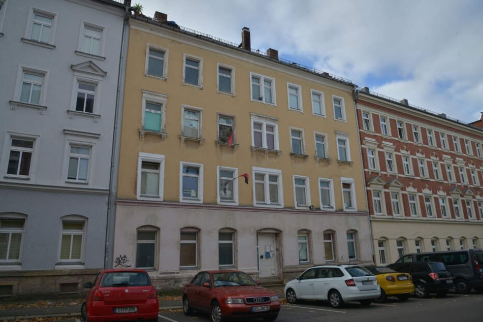 Hier geschah die Bluttat: Im April stach Thomas F. im zweiten Stock des Mehrfamilienhauses in der Jakobstraße sein Opfer nieder.