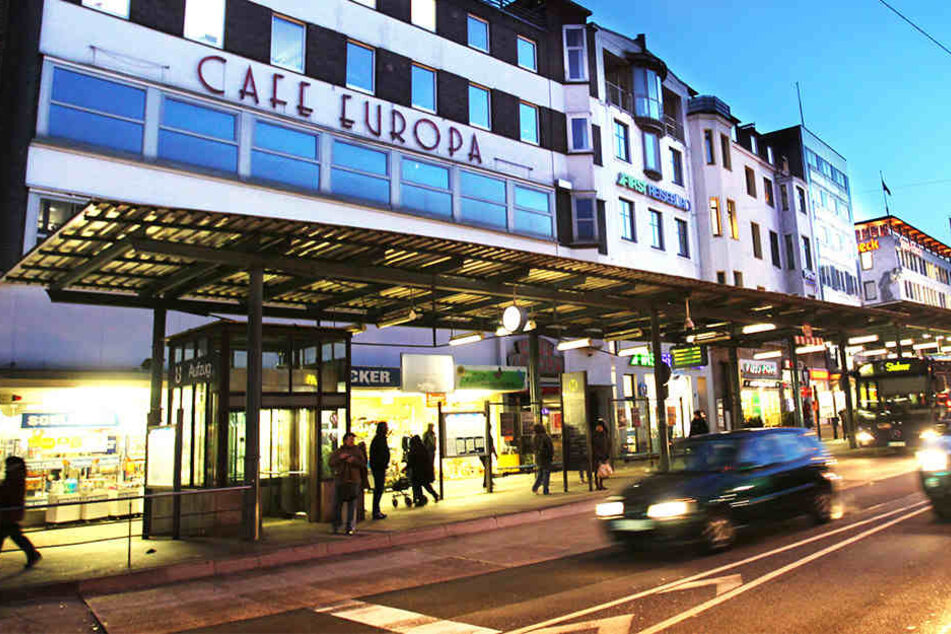 Für das Startgebot ging der Gebäudekomplex am Jahnplatz 4 weg.