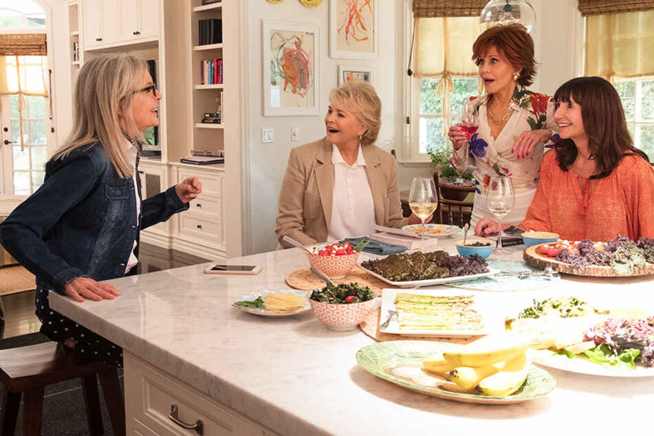 Furchtbar unlustig und stellenweise peinlich: "Book Club - Das Beste kommt noch" mit Diane Keaton (l.), Candice Bergen (Zweite von links), Jane Fonda (Zweite von rechts) und Mary Steenburgen (r.).