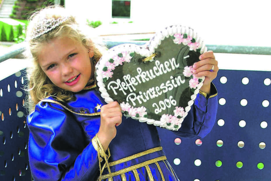 Mit acht Jahren wurde Linda Jung Dresdens 1. Pfefferkuchenprinzessin.