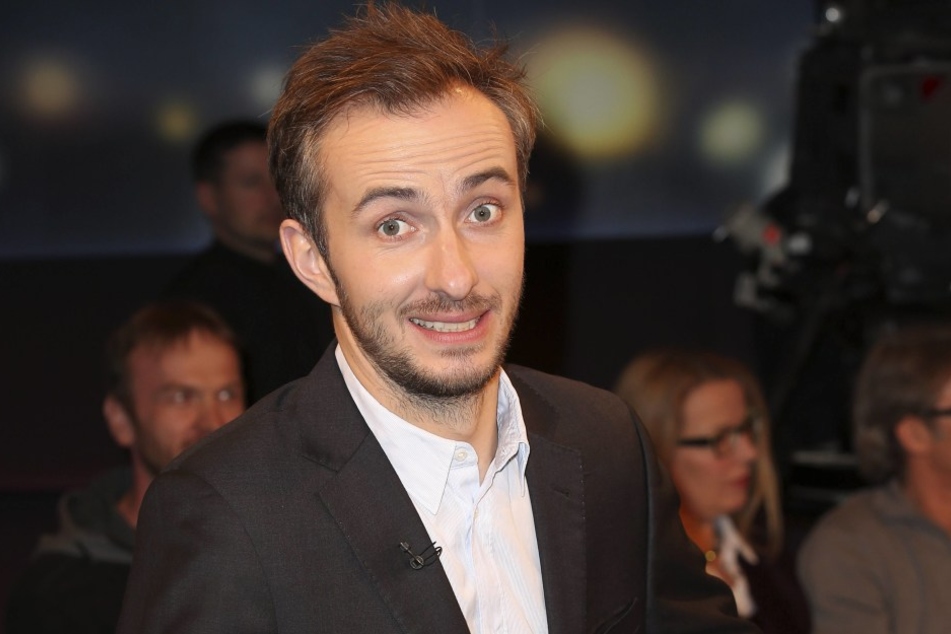 Jan Böhmermann (35) hat es einem Hater ordentlich gegeben.