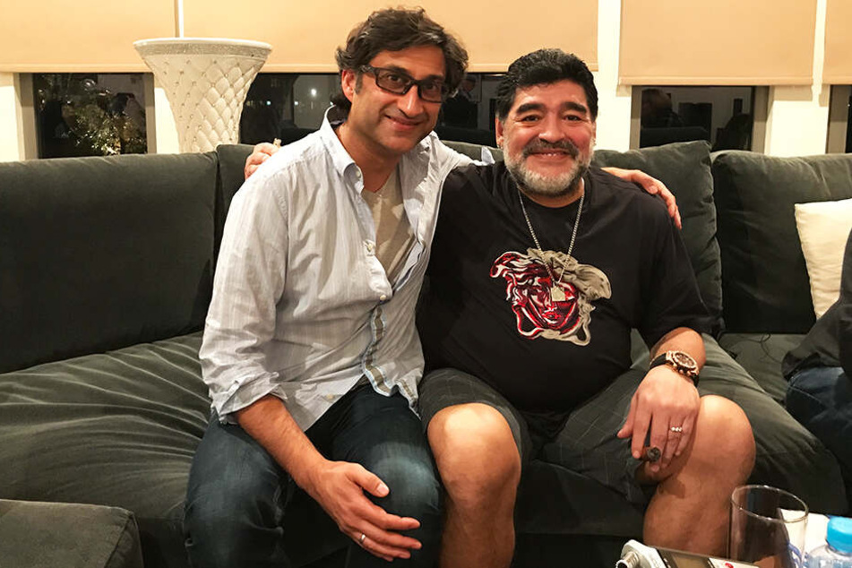 Regisseur Asif Kapadia (l.) mit Diego Armando Maradona.