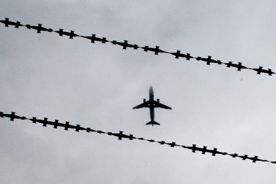 Das Komitee begleitete einen Abschiebeflug von München nach Afghanistan. (Symbolbild)