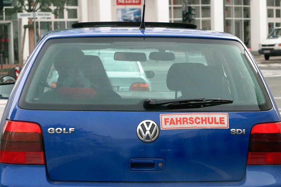 Ausgerechnet ein Fahrlehrer wurde zum Betrüger.