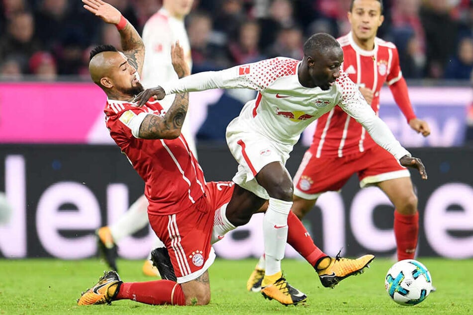 Beim Spiel gegen FC Bayern München hatte sich Naby Keita (22) eine Schienbeinprellung zugezogen.