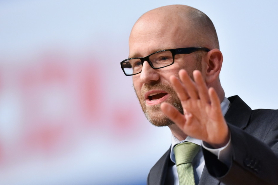 CDU-Bundesgeneral Peter Tauber hält die Tweets seiner Parteigenossen für äußerst inakzeptabel.