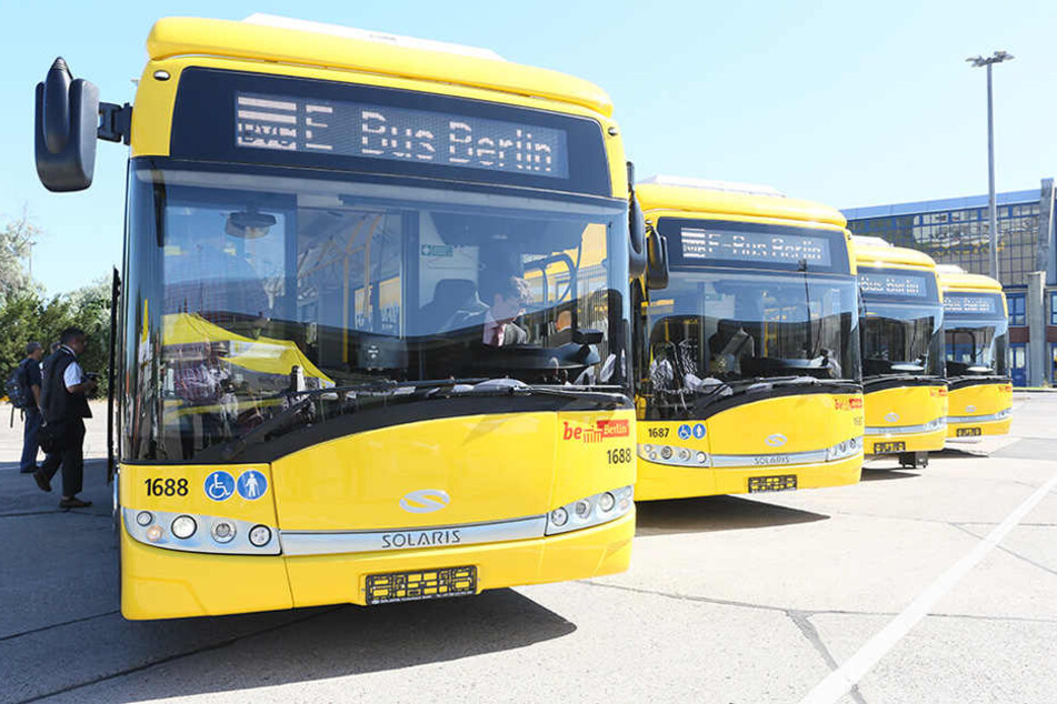 Die ersten vier neue Elektrobusse der Berliner Verkehrsbetriebe BVG wurden 2015 der Öffentlichkeit präsentiert.