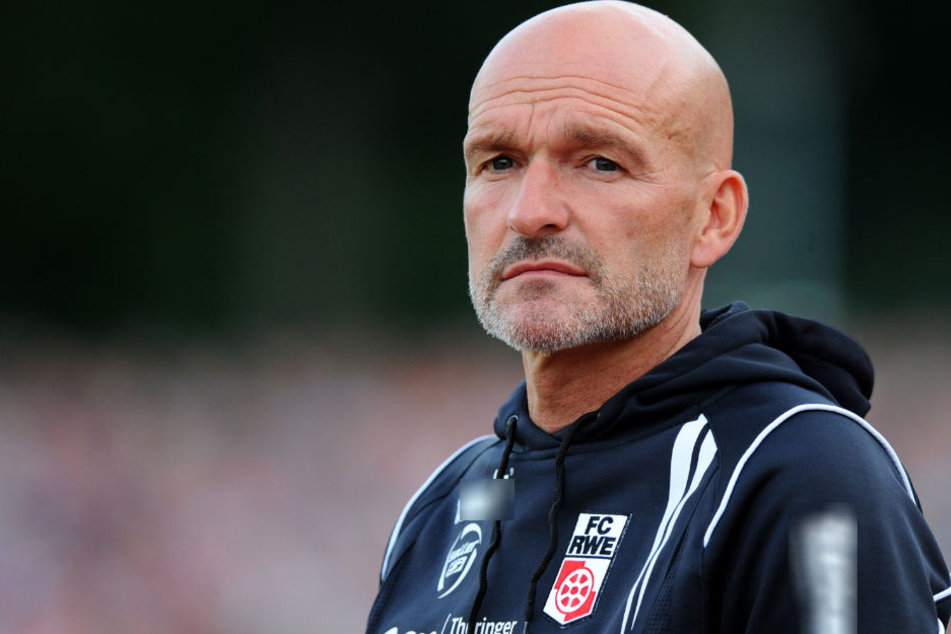 Trainer Stefan Emmerling, bereits 2010 bis 2012 RWE-Trainer, möchte seine Mannschaft in Erfurt auf die Rückrunde vorzubereiten.