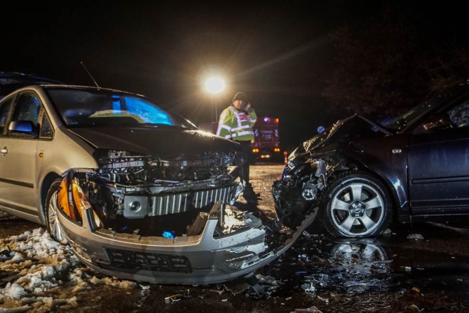 Es lässt sich schwerlich erkennen, welcher Wagen der Audi und welcher der Fiat ist.
