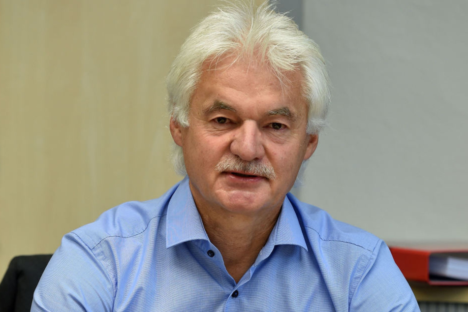 Jugendamtsleiter Claus Lippmann geht davon aus, dass sich die Bearbeitungszeit zu Beginn erhöhen werde.