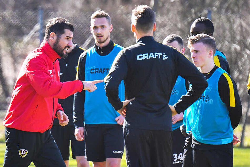 Cristian Fiel (l.) hat in dieser Woche vor allem mit seiner Defensive geübt.