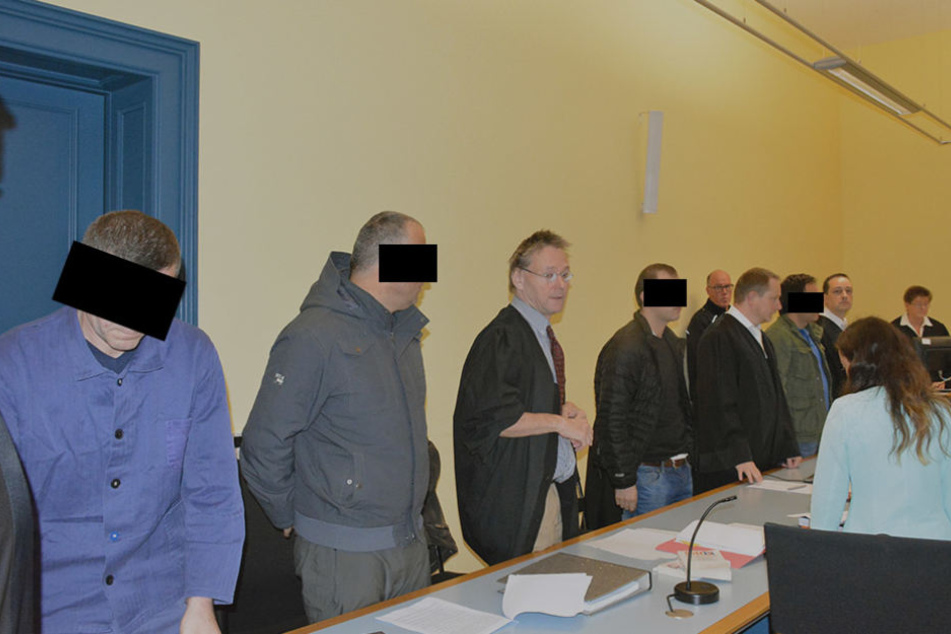 Für diese vier Supermarkt-Diebe gab es harte Urteile - insgesamt
wurden 17 Jahre Knast verteilt.