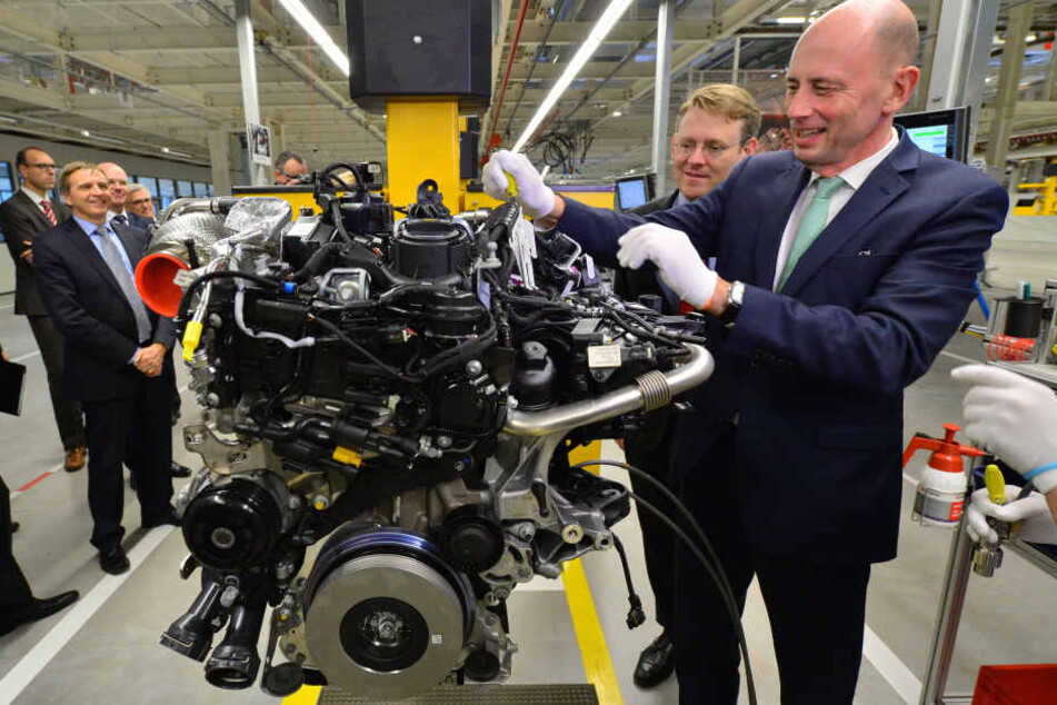 Wirtschaftsminister Wolfgang Tiefensee (SPD) ermuntert die Industrie zu Investitonen.