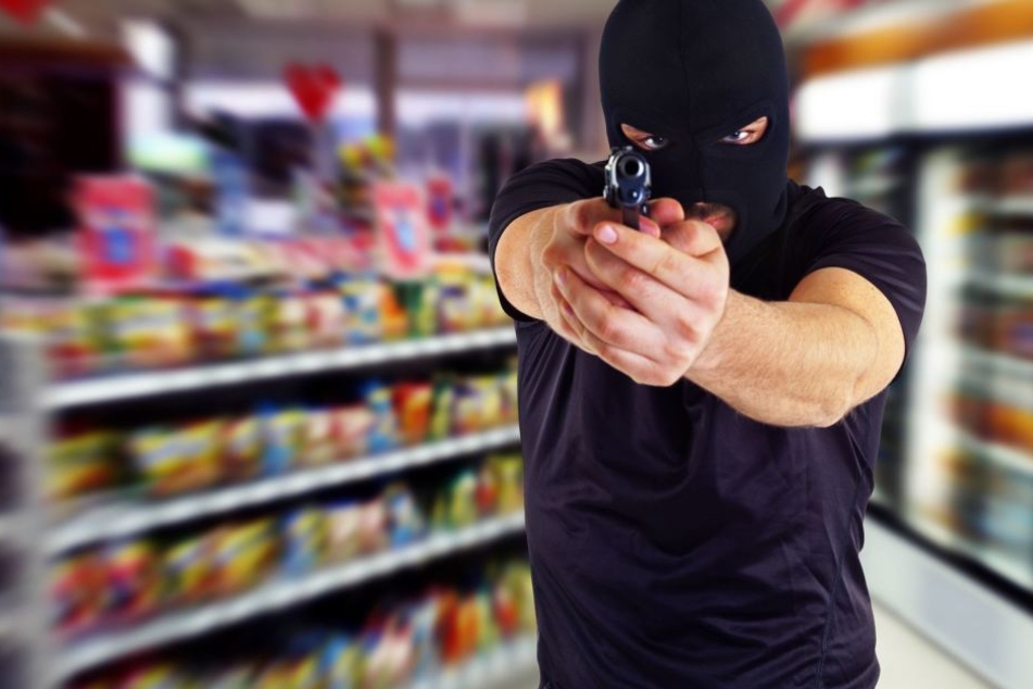 Der Täter floh mit mehreren Hundert Euro (Symbolbild).