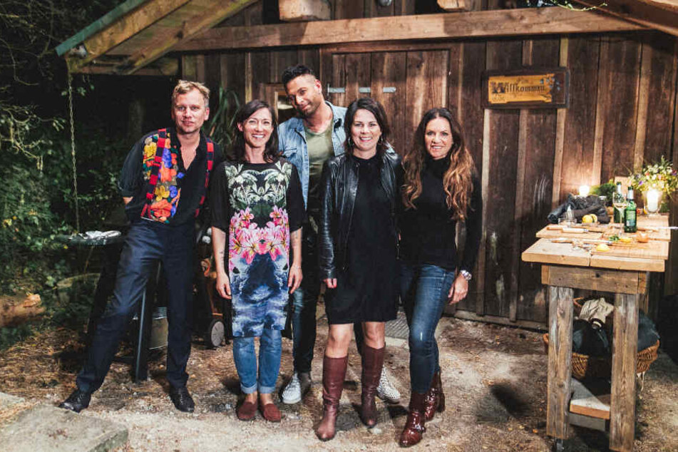 Ex-Fußballtorhüter Tim Wiese, Fernsehstar Christine Neubauer, Bündnis 90/Die Grünen-Chefin Annalena Baerbock und Robert Stadlober, Schauspieler und Musiker, bei Charlotte Roche.