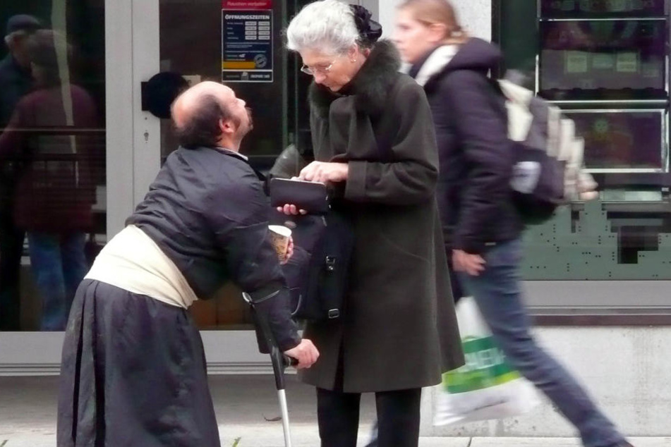 Seit vergangenem Jahr haben vor allem deutsche Großstädte mit Bettelbanden zu kämpfen. (Symbolbild)