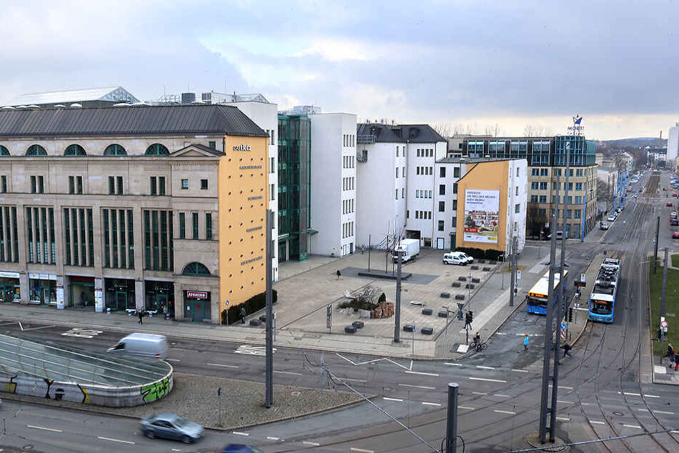 Blick in die Reitbahnstraße Hier wurde eine junge Frau bei einem Überfall verletzt.