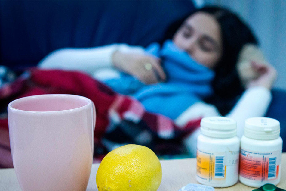 Nur eine Erkältung oder doch eine gefährliche
Influenza? Die Grippe-Schutz-Impfung schützt
vor Grippeviren. Vor Schnupfen aber nicht.