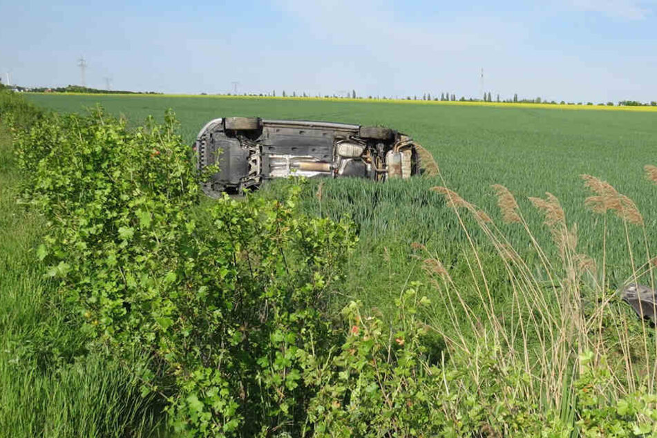 Ein Audi wurde von der Fahrbahn geschleudert.