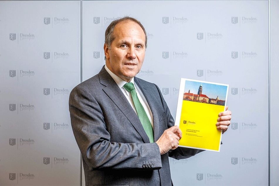 Herbert Gehring (59) leitet das Rechnungsprüfungsamt. Dr stellte gestern den jüngsten Abschlussbericht für 2017 vor.