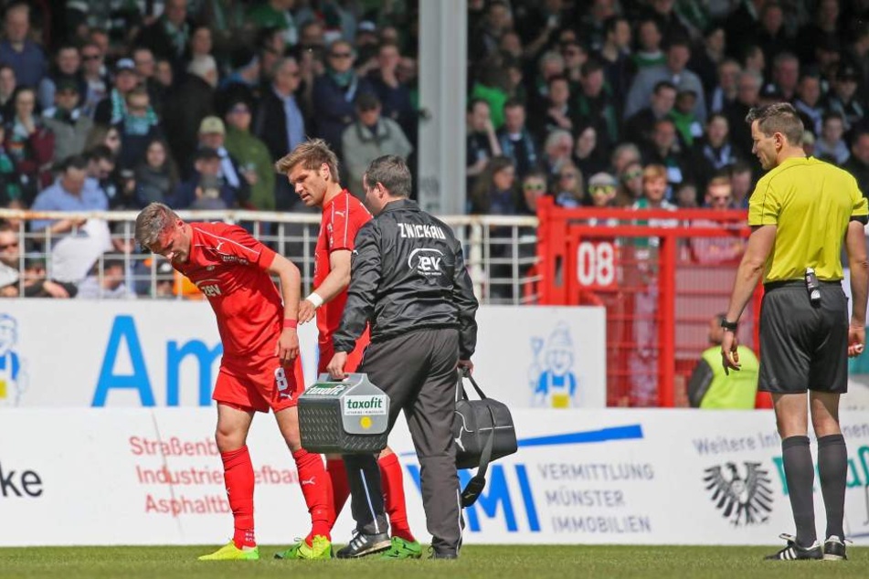 Jonas Nietfeld verletzte sich bei einem Kopfball.