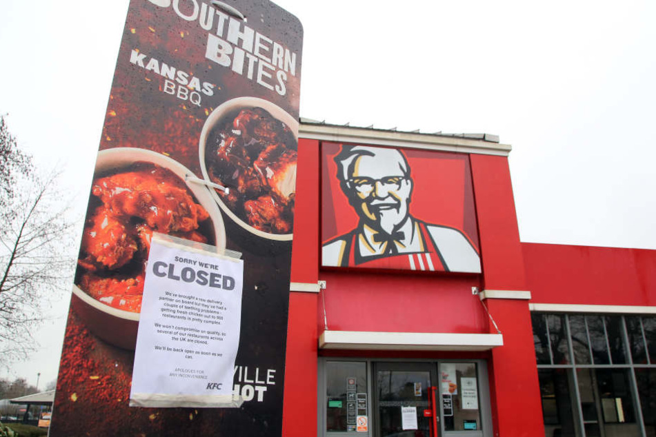 In Großbritannien und Irland bleiben weiterhin einige KFC-Filialen geschlossen.