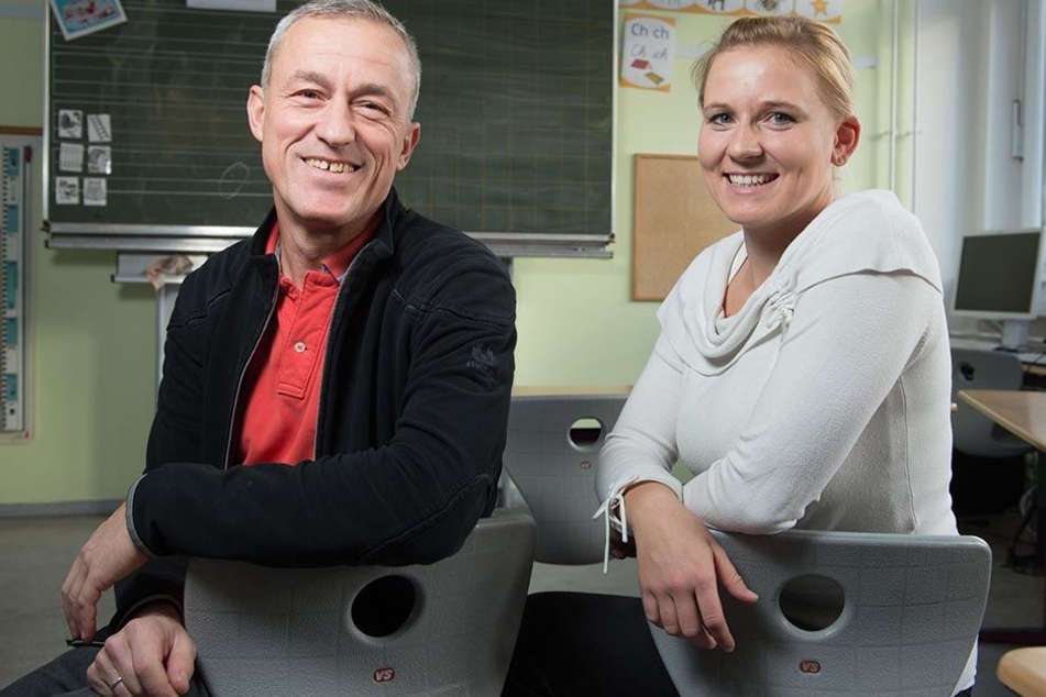 Zwei von über 1000 Quereinsteigern an Sachsens Schulen: Julia Beranek (27) und Holm Buchner (52) unterrichten in Dresden.