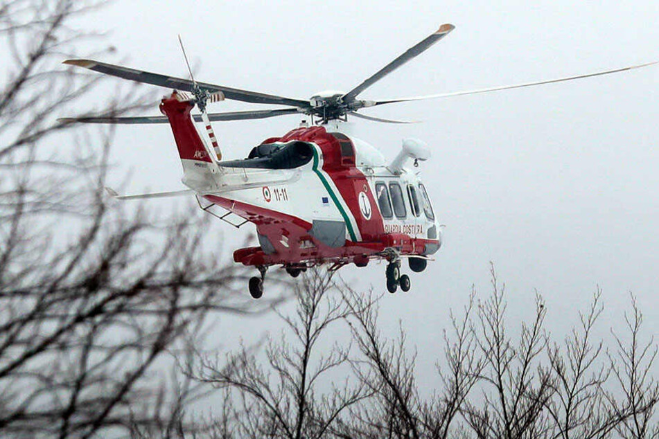 In den Abruzzen ist am Dienstag ein Rettungshubschrauber abgestürzt.