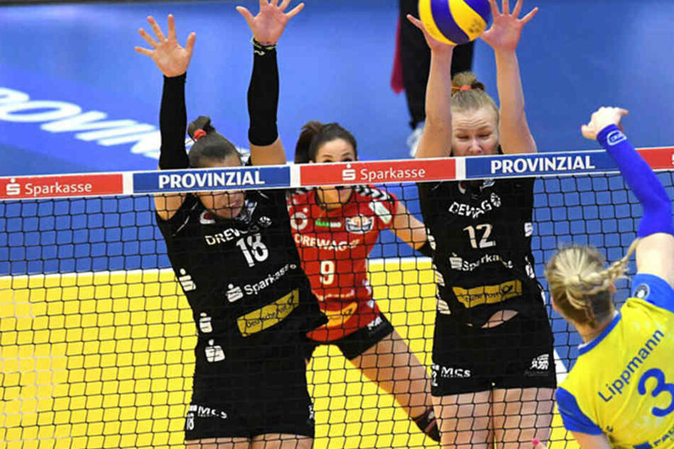 Louisa Lippmann (rechts) punktete gegen ihren
Ex-Verein. Der Dresdner SC unterlag mit 0:3.