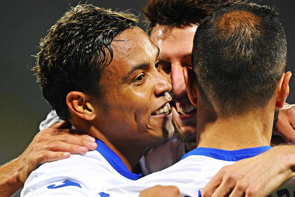 Traf bei seinem Liga-Debüt gegen seinen Ex-Verein doppelt: Florenz-Stürmer Luis Muriel (l.).