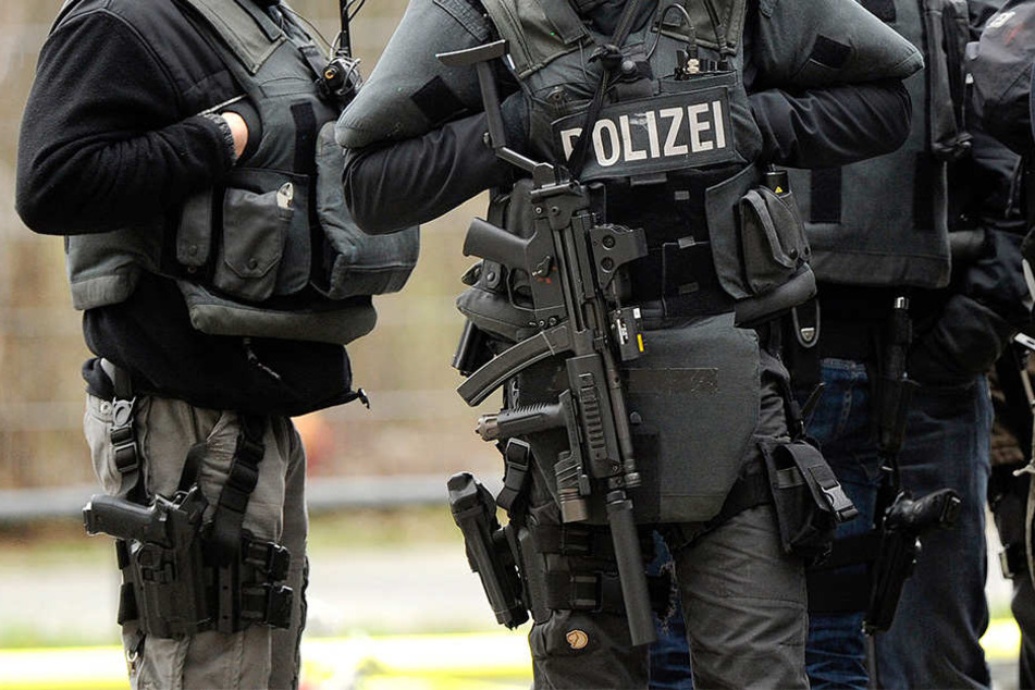 Das Spezialeinsatzkommando hat den flüchtigen Bankräuber aus Schleswig-Holstein in Minden gefasst (Symbolbild).