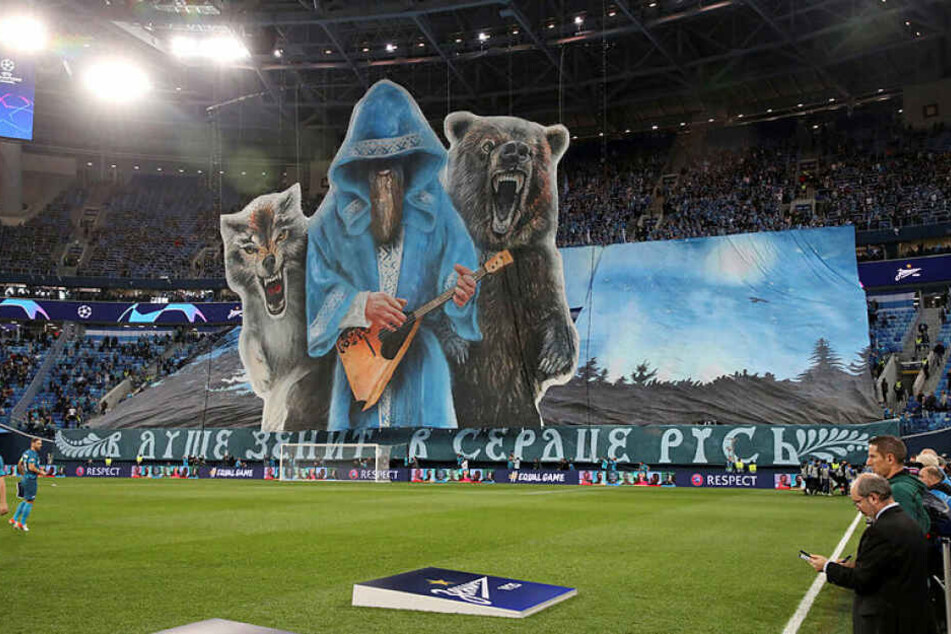 Die Zenit-Fans sorgten mit dieser tollen Choreo für Aufsehen.