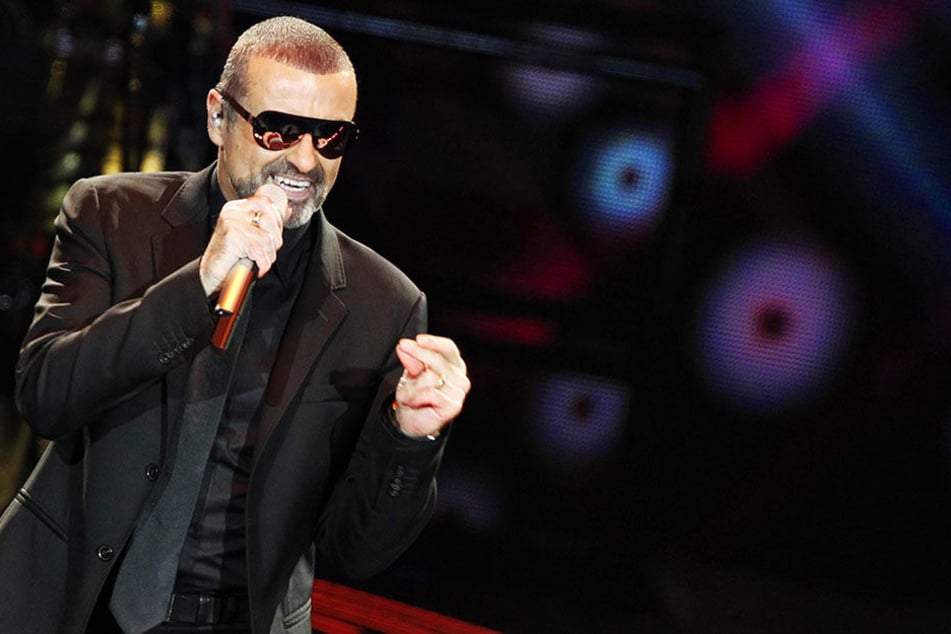 George Michael beim Auftritt in Rotterdam am 10.10.2011.