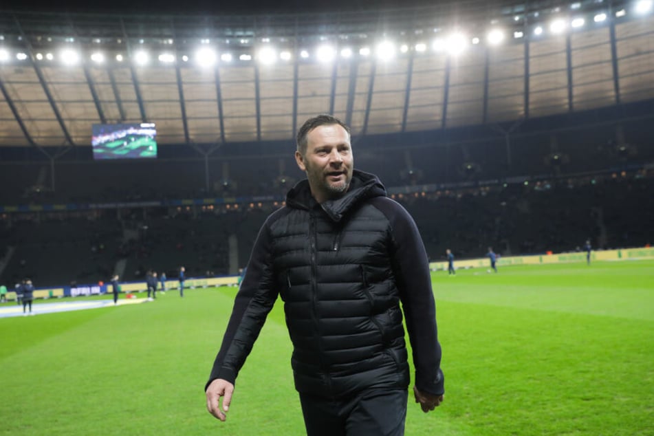 Pal Dardai darf sich auf 'ne volle Hütte freuen. Das Dortmund-Spiel ist ausverkauft!
