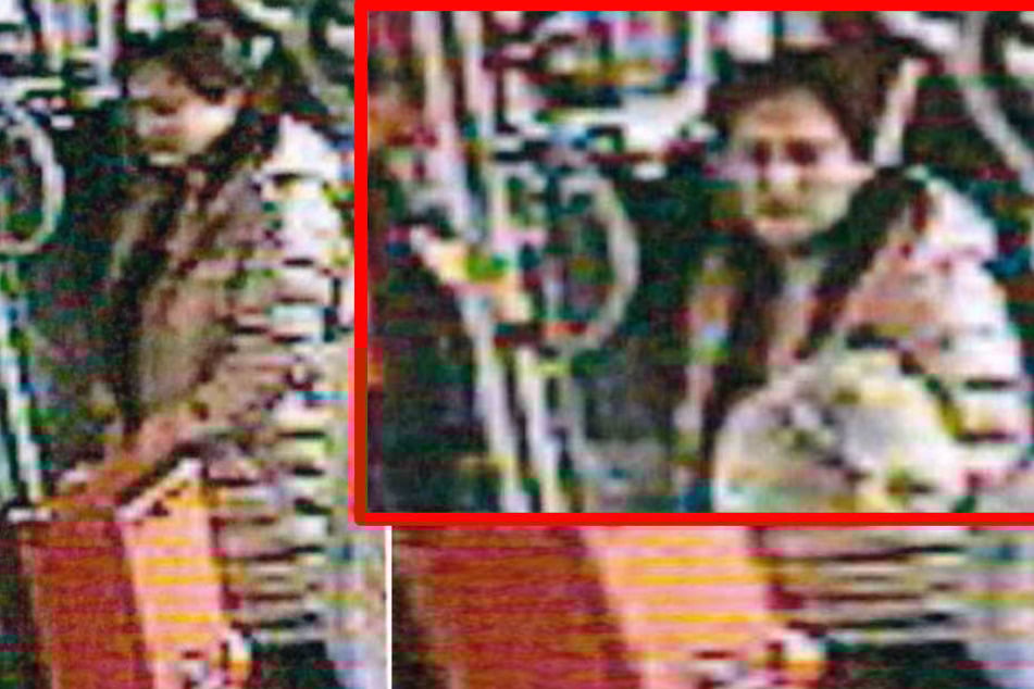 Die Polizei sucht nach der aggressiven Frau.