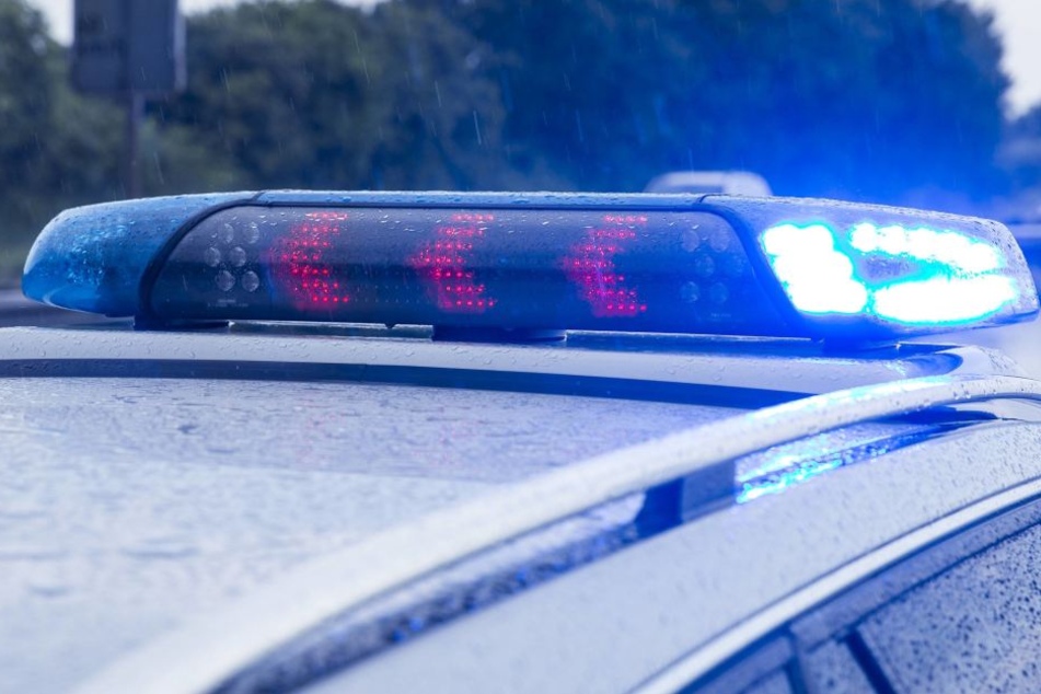 Die Polizei sucht Zeugen zu der sexuellen Attacke.