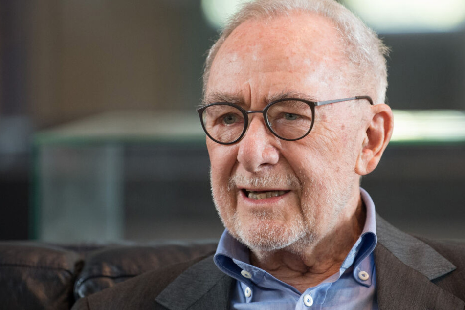 Weggeworfene Skizzen des Malers Gerhard Richter (87) beschäftigen am Mittwoch das Kölner Amtsgericht.