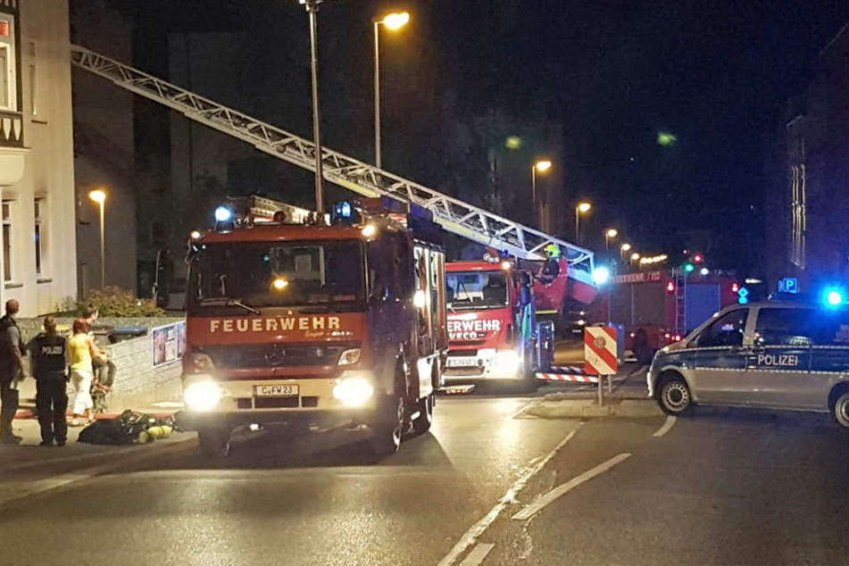 Die Feuerwehr konnte ein Übergreifen der Flammen auf andere Teile des Gebäudes verhindern.