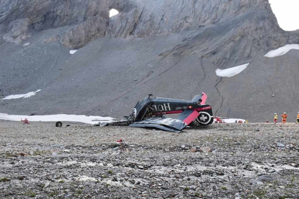 Alle 20 Insassen des Flugzeugs starben.
