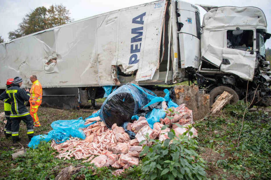 Der Lkw war mit tiefgekühltem Fleisch beladen.