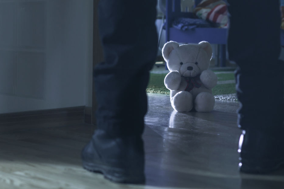 Zu der Tat kam es offenbar, weil der Vater das schreiende Baby nicht beruhigen konnte. (Symbolfoto)