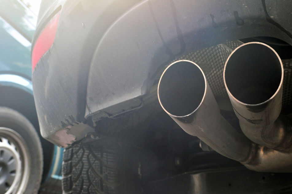In Stuttgart drohen Fahrverbote für Diesel-Autos. Geht die Landesregierung gegen ein entsprechendes Gerichtsurteil vor? Am Freitag fällt die Entscheidung. (Symbolfoto)