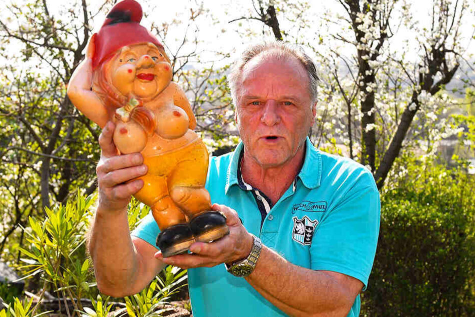 Der frivole Gartenzwerg darf natürlich auch auf der Kotte-Parzelle nicht fehlen...