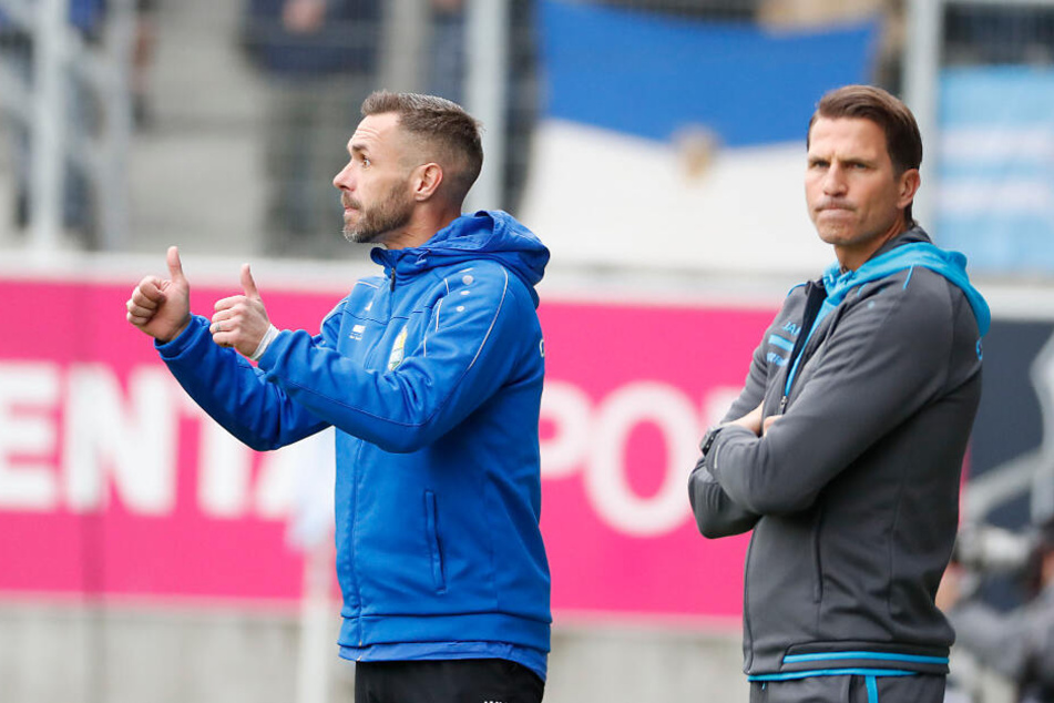 Seit sie das Sagen haben auf der CFC-Bank, gehen sportlich die Daumen wieder nach oben: Cheftrainer Patrick Glöckner (r.) und sein Co Christian Tiffert.