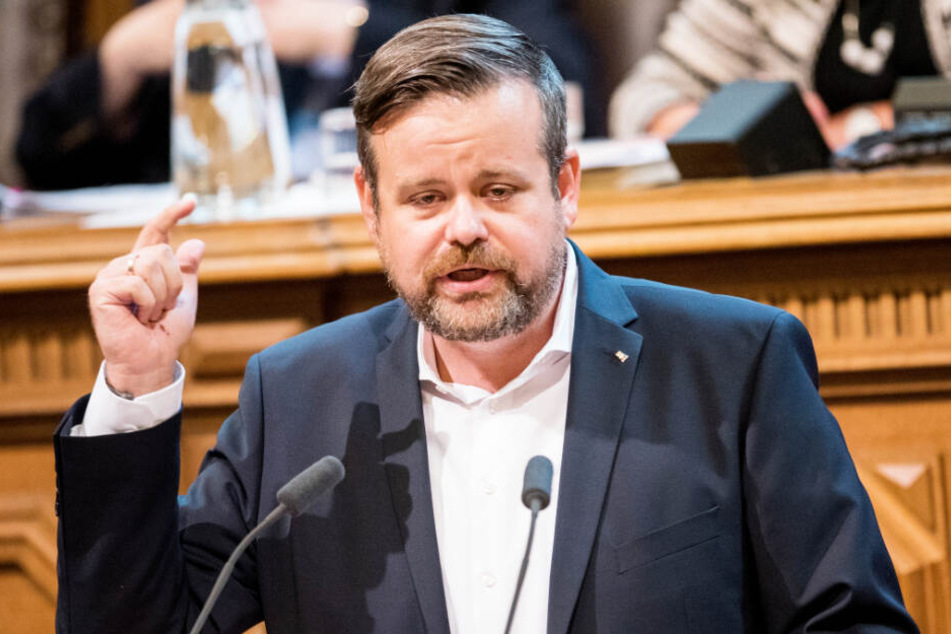 André Trepoll (41) ist Fraktionschef der CDU in der Bürgerschaft. Er greift den Bürgermeister an.