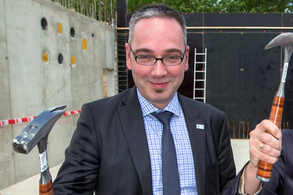 Jan Gerner geht aus Erfurt fort und wird der neue Kanzler der Universität Stuttgart.