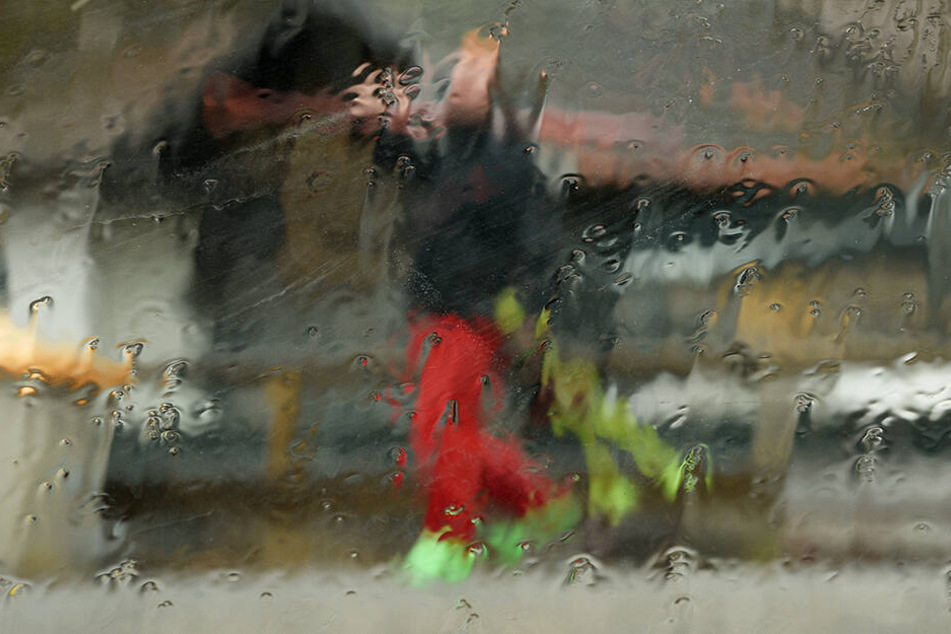 In den Bayrischen Bergen hat Tauwetter eingesetzt, teilweise kommt der Regen aus gefühlt allen Richtungen.