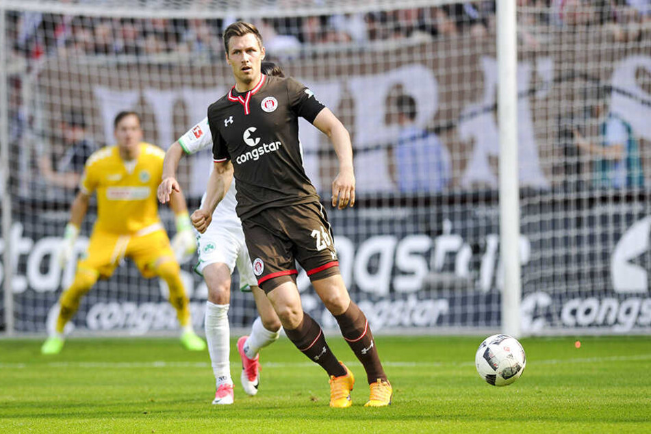 Für den FC St. Pauli lief der 30-Jährige bereits als Kapitän auf.