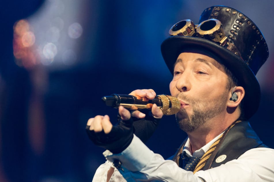 Die spektakulären Tanzeinlagen will DJ Bobo den jüngeren Kollegen überlassen.